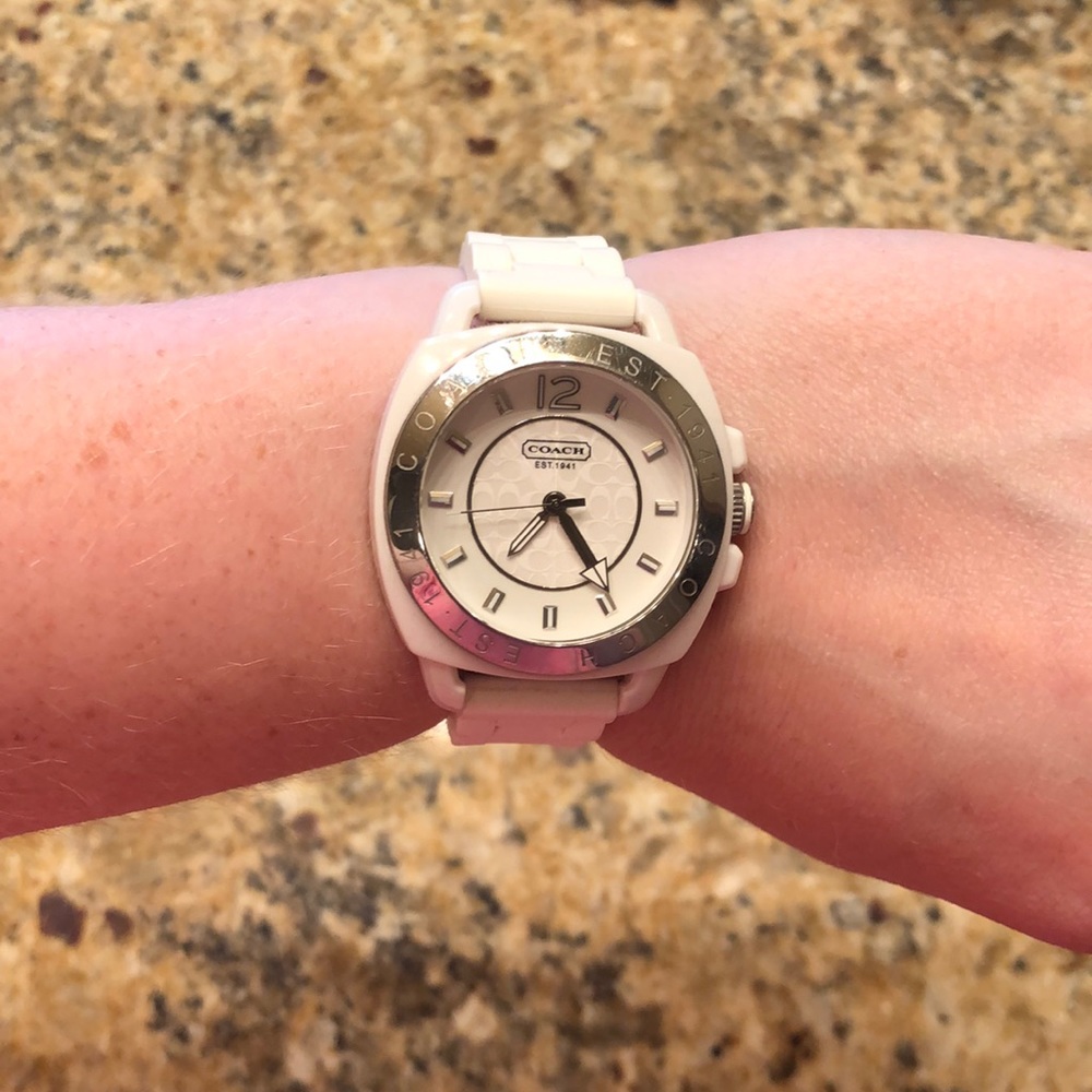 Coach watch, white, will need new battery